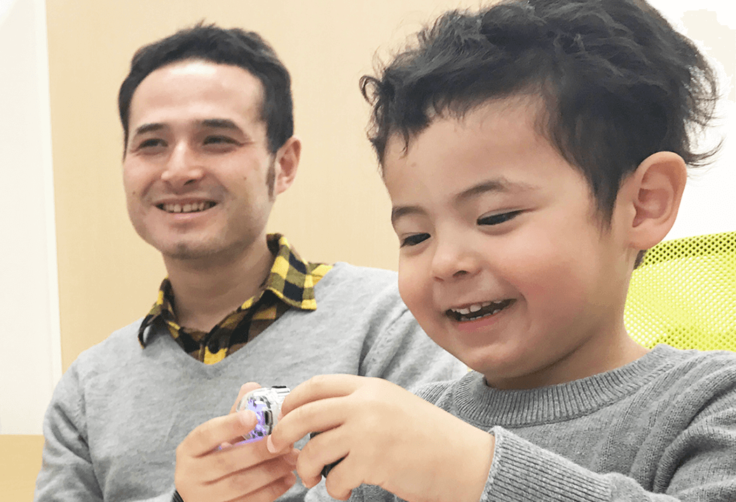 プログラミング教室で学ぶ親子